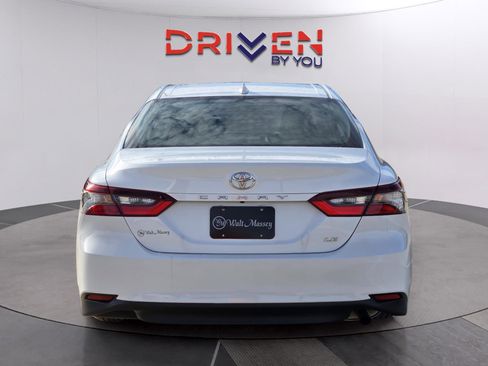 Used 2024 Toyota Camry LE image 4