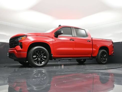 Used 2023 Chevrolet Silverado 1500 Custom AWD/4WD image 61
