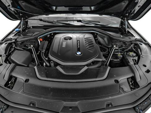Used 2017 BMW 740i xDrive image 49
