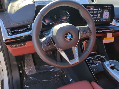 Certified 2026 BMW X1 xDrive28i w/ Technology Package AWD/4WD image 18