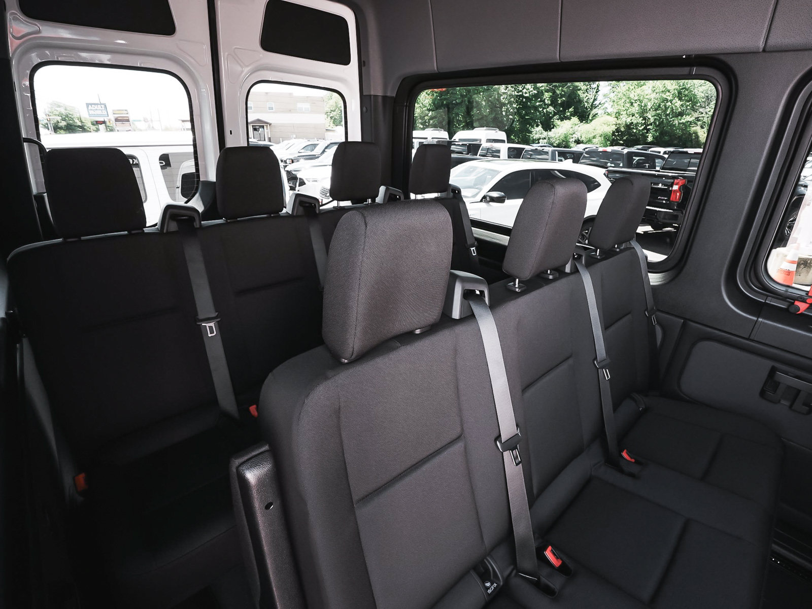 Used 2026 Mercedes-Benz Sprinter 2500 image 47