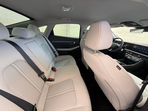 Used 2024 Hyundai Sonata SEL FWD image 19