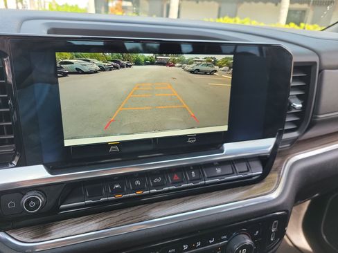 Used 2025 Chevrolet Silverado 1500 LT RWD image 25