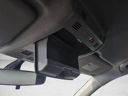 Used 2023 Volkswagen Tiguan S image 19