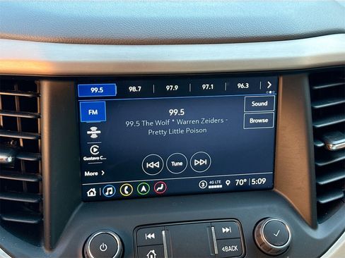 Used 2022 GMC Acadia Denali w/ Denali Ultimate Package image 14