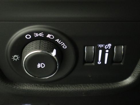 New 2025 Jeep Grand Cherokee L Limited image 35