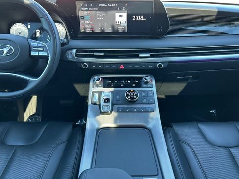 Used 2025 Hyundai Palisade Calligraphy image 12
