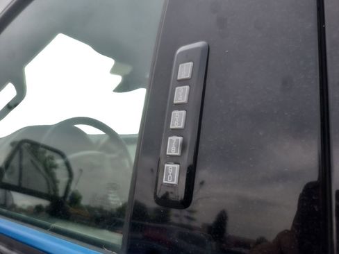 Used 2019 Ford F450 Limited image 25