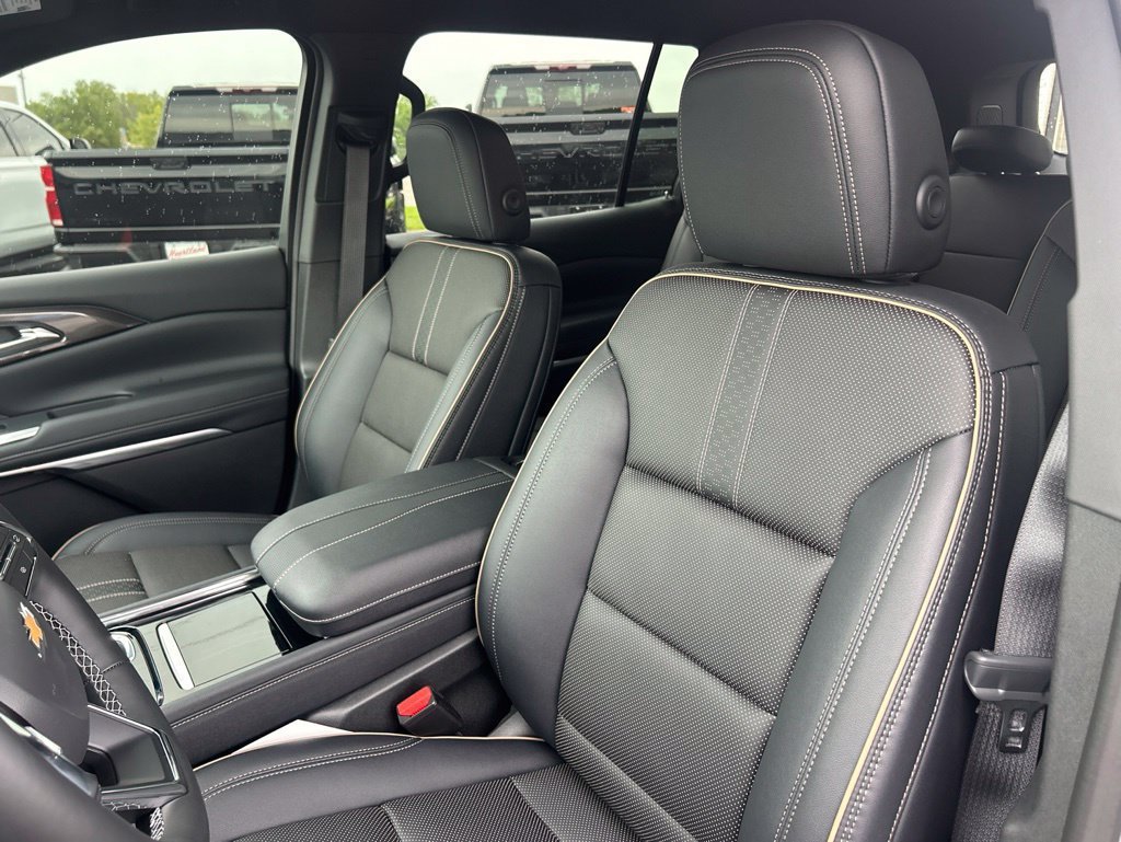 New 2026 Chevrolet Traverse High Country FWD image 20