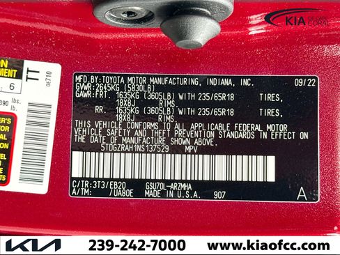 Used 2022 Toyota Highlander XLE image 46