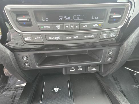 Certified 2024 Honda Ridgeline Black Edition image 19