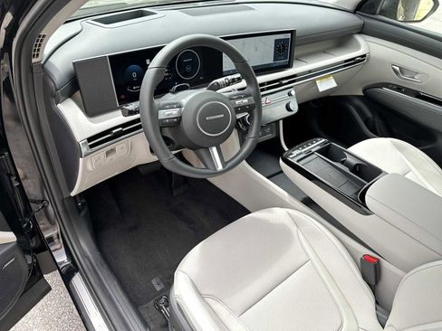 New 2026 Hyundai Tucson Limited w/ Tow & Go Package FWD image 8