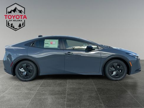 New 2026 Toyota Prius LE FWD image 6