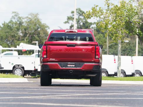 Used 2024 Chevrolet Colorado LT w/ LT Convenience Package III AWD/4WD image 41