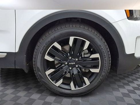 Certified 2024 Kia Telluride SX image 10