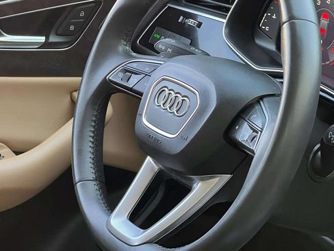 Used 2019 Audi Q8 Premium w/ Convenience Package AWD/4WD image 30