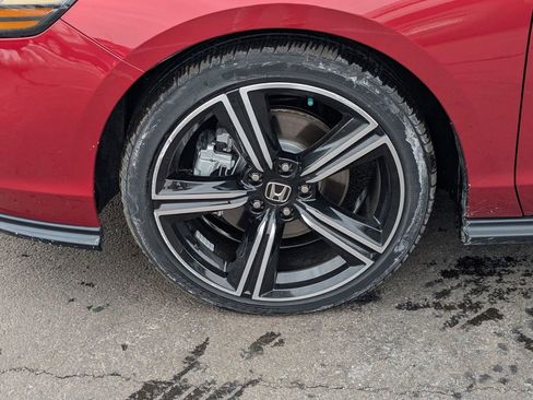 Used 2024 Honda Accord Sport image 12