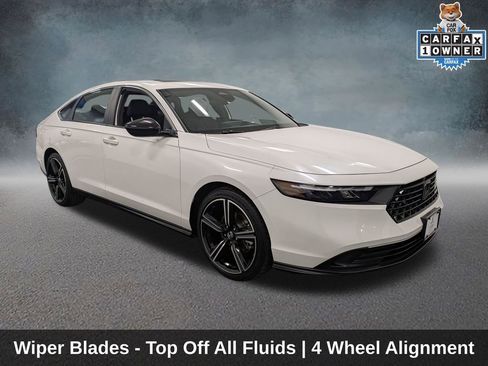 Used 2024 Honda Accord Sport image 3