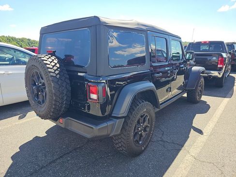 Used 2023 Jeep Wrangler Unlimited w/ Cold Weather Group AWD/4WD image 2