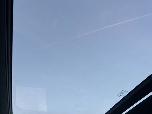 New 2026 Chevrolet Suburban Premier image 19