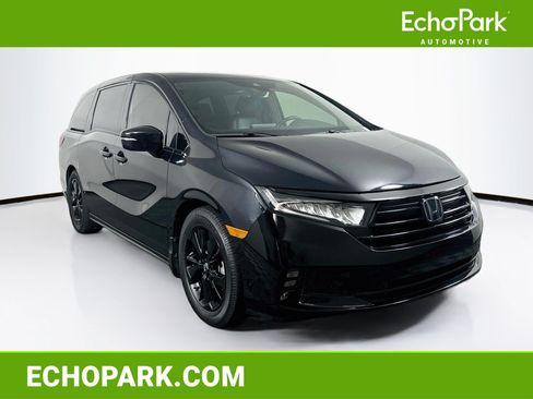 Used 2023 Honda Odyssey Sport image 1