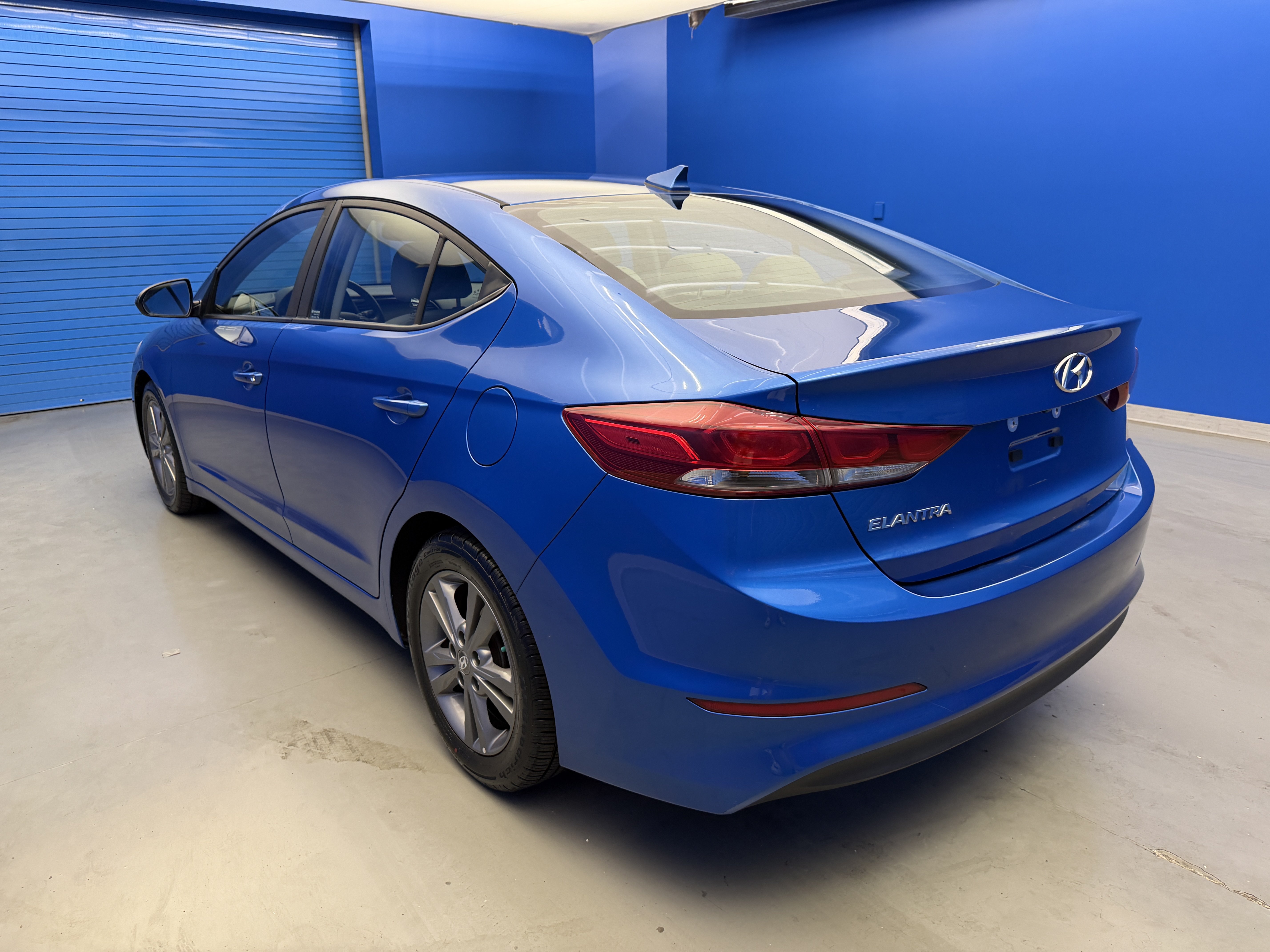 Used 2018 Hyundai Elantra Value Edition w/ Cargo Package FWD image 5