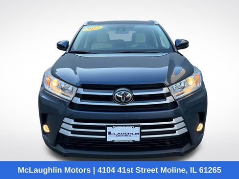 Used 2017 Toyota Highlander XLE image 23