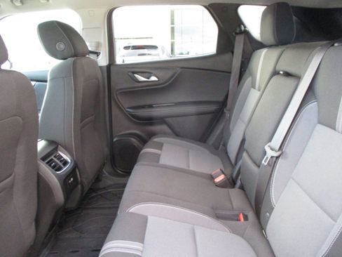 Used 2024 Chevrolet Blazer LT w/ Convenience Package image 34