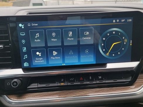 Used 2024 Chevrolet Silverado 3500 LT image 34