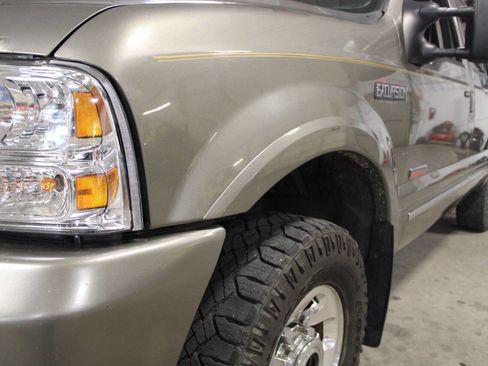 Used 2004 Ford Excursion Limited image 11