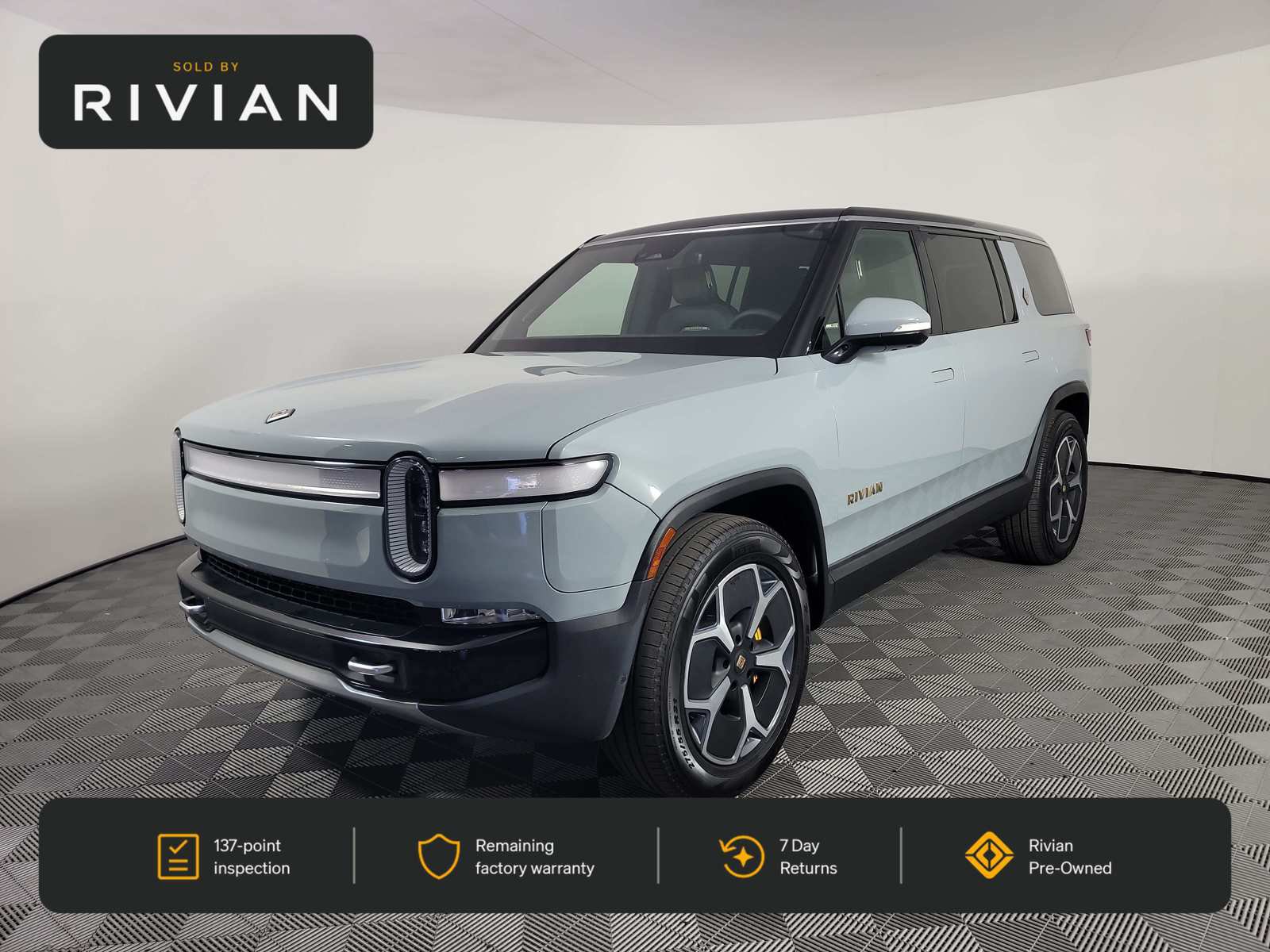 Used 2023 Rivian R1S Adventure Quad AWD/4WD image 1