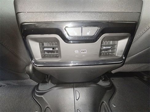 Certified 2025 GMC Sierra 2500 AT4 w/ AT4 Premium Plus Package image 22