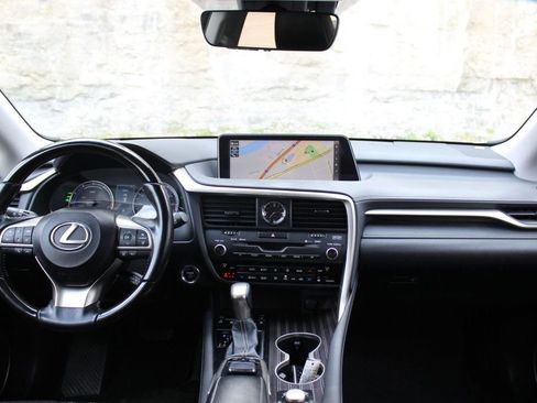 Used 2018 Lexus RX 450hL Luxury w/ Accessory Package AWD/4WD image 28