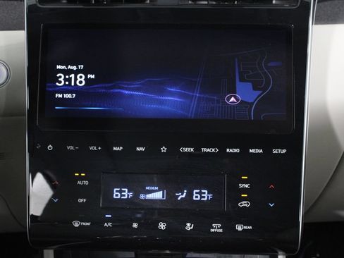 Used 2022 Hyundai Tucson Limited FWD image 7