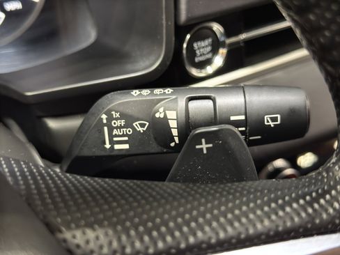 Used 2024 Mitsubishi Outlander SE image 25