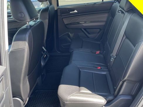Used 2023 Volkswagen Atlas SE AWD/4WD image 19