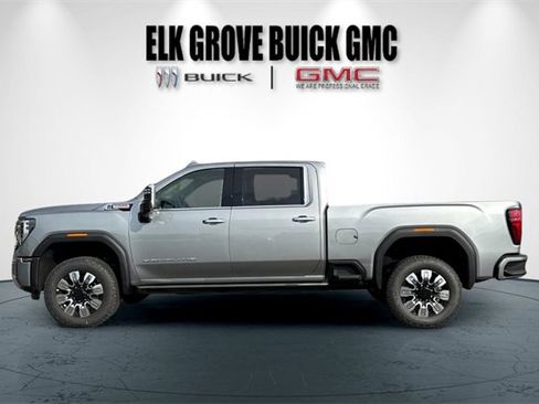 New 2026 GMC Sierra 2500 Denali w/ Denali Reserve Package image 7