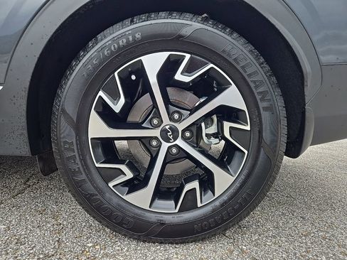 Used 2023 Kia Sportage EX image 26