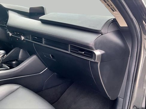 Used 2025 MAZDA MAZDA3 s FWD image 17