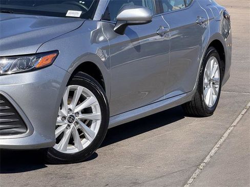 Certified 2024 Toyota Camry LE image 3
