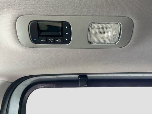 Used 2023 Honda Odyssey EX-L image 10