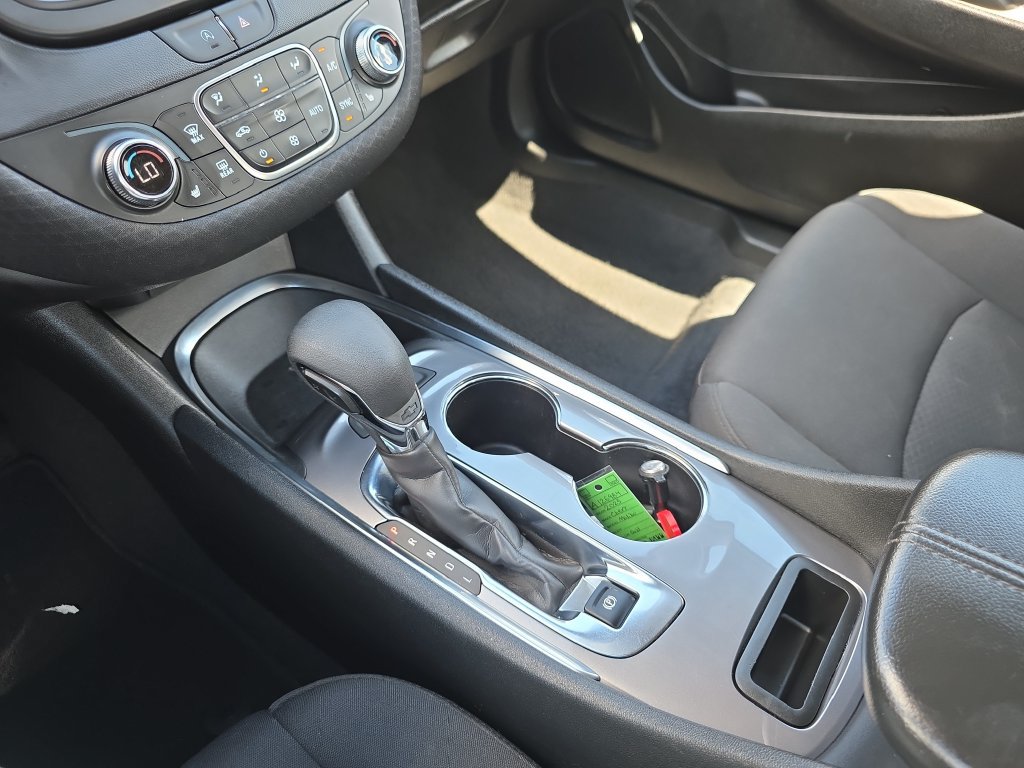 Used 2025 Chevrolet Malibu LT FWD image 27