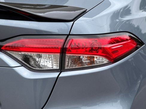 Used 2020 Toyota Corolla SE image 12