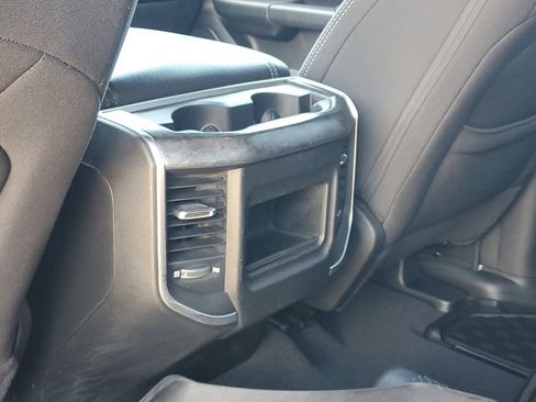 Used 2019 RAM 1500 Big Horn AWD/4WD image 10