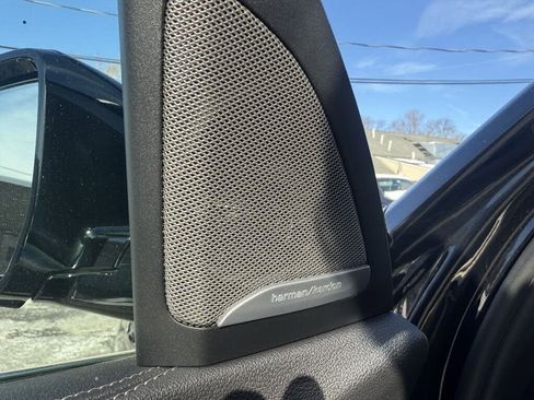 Used 2021 BMW X7 xDrive40i w/ Premium Package image 40