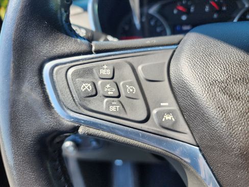 Used 2020 Chevrolet Equinox LT image 30