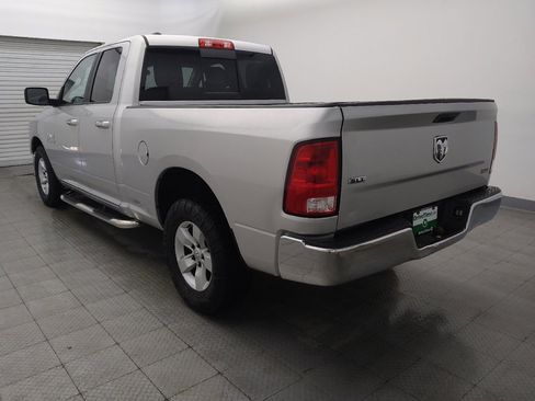 Used 2017 RAM 1500 Classic SLT RWD image 5
