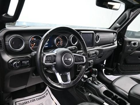 Used 2022 Jeep Gladiator Overland w/ Popular Equipment Package AWD/4WD image 12