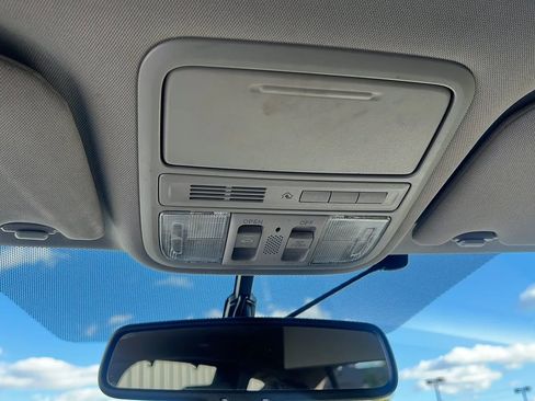 Used 2013 Honda Odyssey Touring image 27