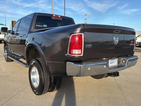 Used 2018 RAM 3500 Laramie image 17